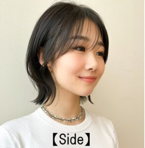 松本まりかの外ハネボブに似ているヘアモデルのサイドの様子