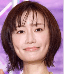 松本まりかさんの外ハネボブスタイル（ドラマ「夫の家庭を壊すまで」より）
