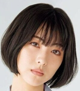 浜辺美波さんがドラマ「ドクターホワイト」で披露したひし形シルエットのボブスタイル