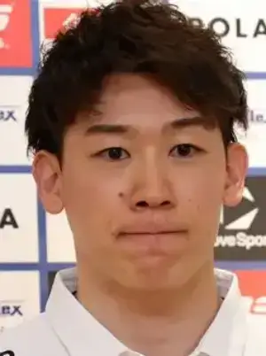 石川祐希の髪型参考画像3枚|アップバング・ダウンバング・かき上げ流しの見本